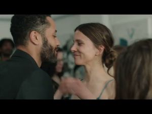 Aenne Schwarz ist ein Ereignis – und genau so eine Performance braucht der Film