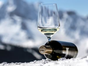 Vom Sommelier auf Schlittschuhen: Verkostung der besten Südtiroler Weine