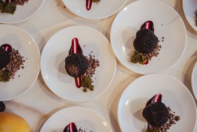 Genussmarkt auf Sterneniveau: Am 1. August 2026 macht das überregional bekannte „Food-Festival“ das Hotel Vier Jahreszeiten Starnberg zur kulinarischen Festung für Feinschmecker