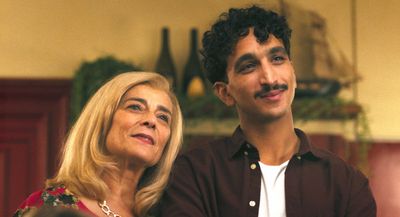 Souhila (Hiam Abbass) ist wie eine Mutter für Mehdi (Younès Boucif)