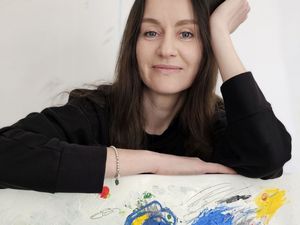 Auf der Suche nach dem Wesentlichen - Olga Damer Ausstellung „Abstraktion“ Auf der Suche nach dem Wesentlichen - Olga Damer Ausstellung „Abstraktion“