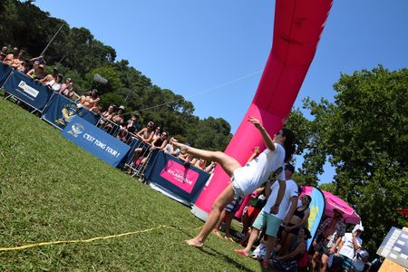 Ein außergewöhnliches Spektakel: das Championnat du Monde de Lancer de Tong