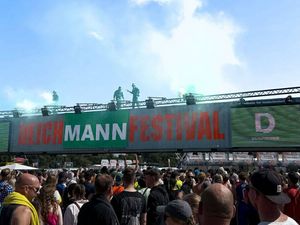 Aus DeichBRAND wird DeichMANN Aus DeichBRAND wird DeichMANN