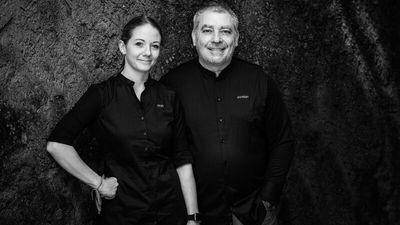 Auch bei Ihren kulinarischen Streifzügen entlang Lissabons Sonnenküste nahe ihrer Villa in der Ferienhausanlage Victor’s Portugal Malveira-Guincho können sich der mit drei Michelin-Sternen dekorierte Spitzenkoch Christian und seine Frau Sarah Bau auf ihren gemeinsamen Geschmack verlassen