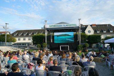 Open Air mit International Ocean Film Tour Vol. 10 am 21. Juli 2024 auf dem Akademiehof Ludwigsburg
