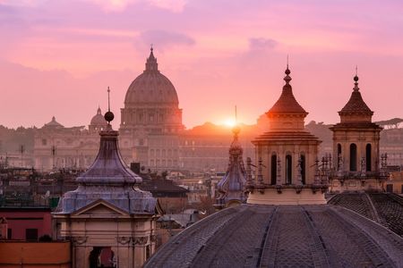 Rom - Die Ewige Stadt bei 38°C inmitten dicht gedrängter Menschenmassen zu besuchen, nimmt der Reise viel von ihrer Magie