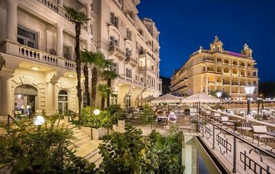 Wellness pur im historischen Ambiente, das Hotel Palace Bellevue