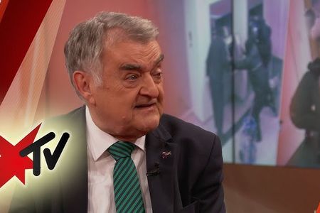 Zum Auftakt der Veranstaltung sprach Herbert Reul, Innenminister des Landes NRW, der betonte, dass sich objektiv die Lage in unserem Land verändert habe