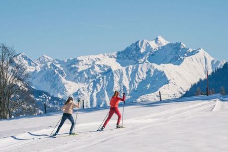 Bergauf, bergab geht es auf bestens gepflegten Loipen im Defereggental in Osttirol/Österreich