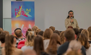 Daniele Murgia, Nachhaltigkeitsexperte, Gründer von 2bdifferent und Referent beim Form Event Daniele Murgia, Nachhaltigkeitsexperte, Gründer von 2bdifferent und Referent beim Form Event