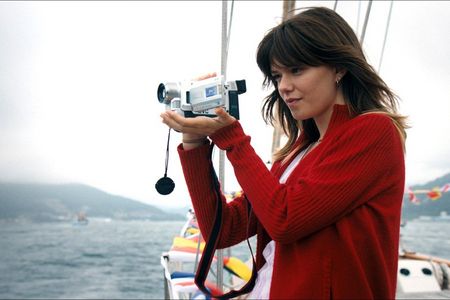 Marina (Llúcia Garcia) reist nach Vigo an die spanische Atlantikküste, um die Familie ihres Vaters zu treffen