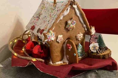 Luisas selbstgebackenes Lebkuchenhaus