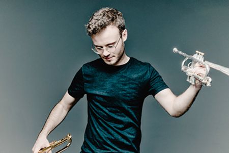 Simon Höfele 