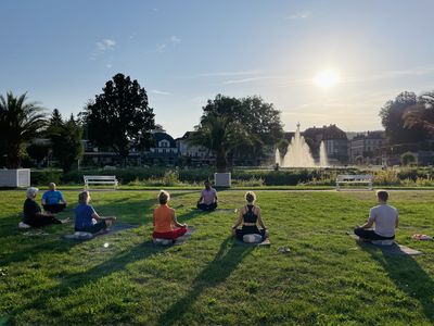 Yoga im Park