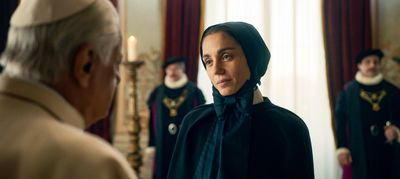 Francesca Cabrini (Cristiana Dell’Anna) trifft Papst Leo (Giancarlo Giannini)