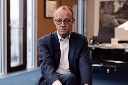 Wie die rot-grünen Heuchler Merz die Nazi-Kappe aufsetzen wollen