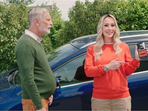Cora Schumacher steht bei der neuen Sixt-Kampagne im Mittelpunkt Cora Schumacher steht bei der neuen Sixt-Kampagne im Mittelpunkt