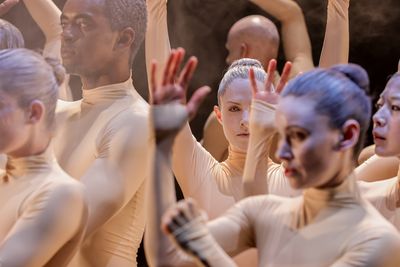 Das Hessische Staatsballett bringt ein Frühwerk Sharon Eyals ins Große Haus