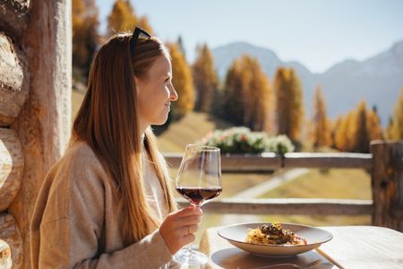 Wein oder Käse, Hütte oder Bauernhof? Verkostungen entfalten die Südtiroler Kulinarik