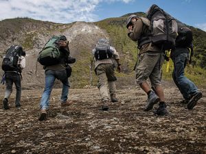 Jährlich geben Wanderer 11,2 Milliarden Euro aus und tragen zur Schaffung von 144.000 Arbeitsplätzen bei, insbesondere in ländlichen Regionen Jährlich geben Wanderer 11,2 Milliarden Euro aus und tragen zur Schaffung von 144.000 Arbeitsplätzen bei, insbesondere in ländlichen Regionen