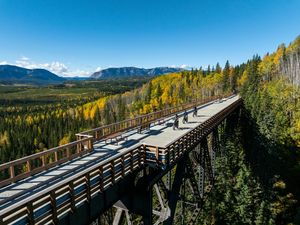 Rocky–Nordegg Rail Trail eröffnet neue Perspektiven für Outdoor-Abenteuer in Alberta Rocky–Nordegg Rail Trail eröffnet neue Perspektiven für Outdoor-Abenteuer in Alberta