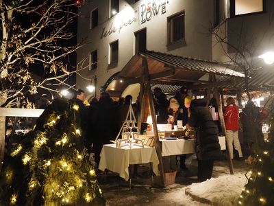 Weihnachten gemeinsam feiern: Im Hotel Der Löwe in Leogang teilt Familie Madreiter ihre Traditionen mit den Gästen