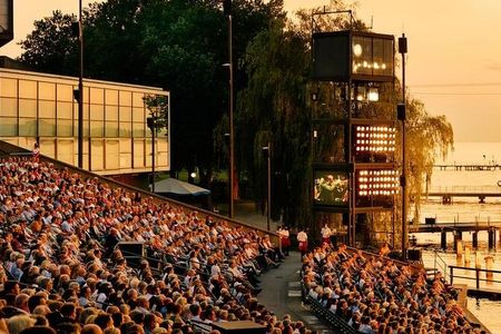 Sonnenuntergang bei den Bregenzer Festspielen: