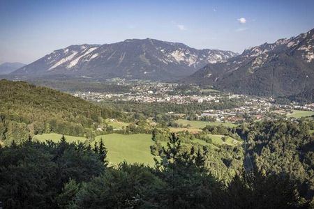So nah und doch so fern: Auch wenn die Nonner Au nur einen Katzensprung von Bad Reichenhall entfernt liegt, ist sie doch ganz weit weg von der trubeligen Innenstadt des oberbayerischen Purorts