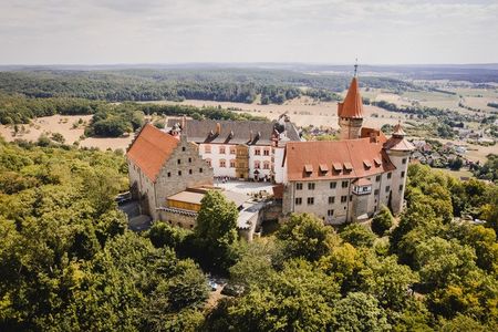  Das Burgenmuseum auf der Veste Heldburg und das Deutsche Spielzeugmuseum im thüringischen Sonneberg 