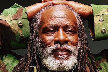 Über zwei Dutzend Alben hat Winston Rodney alias Burning Spear veröffentlicht