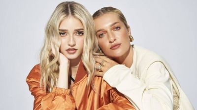 HoneyPuu (l.) und Karo Kauer waren die Gesichter der Kampagne