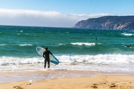 Die Strände westlich von Lissabon nahe der luxuriösen Ferienvillen von Victor‘s Portugal Malveira-Guincho lohnen immer einen Besuch, nicht nur für Surfer