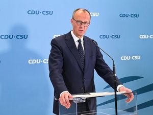 Friedrich Merz entgleitet das ganze Land. Panik bei der CDU Friedrich Merz entgleitet das ganze Land. Panik bei der CDU
