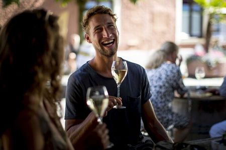 Die bayerische Alpenstadt Bad Reichenhall ist mittlerweile mehrmals jährlich Schauplatz von saisonalen Streetfood-Festivals mit zahlreichen kulinarischen Überraschungen
