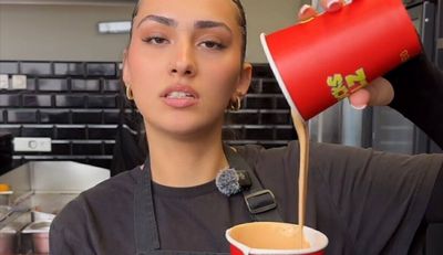 Ursprünglich als Küchenkraft eingestellt, hat sich Leonie längst zu einem wichtigen Brand Face von Glückspilz entwickelt