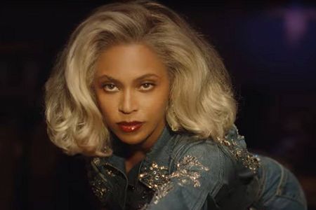 Beyoncé am Billardtisch