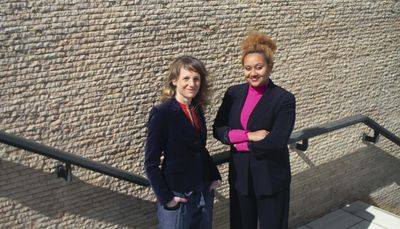 Rebecca Ajnwojner und Carolin Hochleichter 