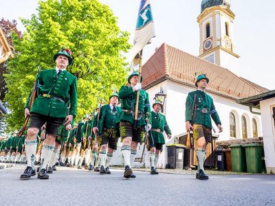 Die Lenggrieser Antlaßschützen gehören zu den größten Verbänden im Bund der Bayerischen Gebirgsschützen
