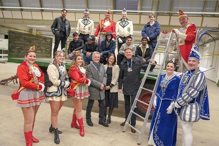 Das Projekt Karnevalswagen – Wagenbauer und Unterstützer