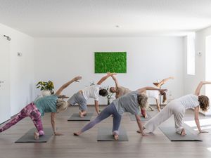 Im historischen Kleebauer Hof erleben die Teilnehmer des Yoga Festivals von Indigourlaub ein vielseitiges Programm aus insgesamt 73 Workshops, davon zahlreiche neue Kurse zum Kennenlernen