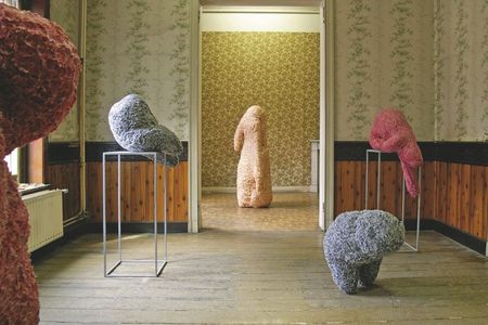 Ausstellungsansicht: ‚Van Stof Tot Asse', 2011