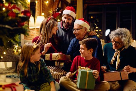 Die klassische Weihnachtsidylle prägt viele Kampagnen, trifft aber nur einen Teil der Konsumenten