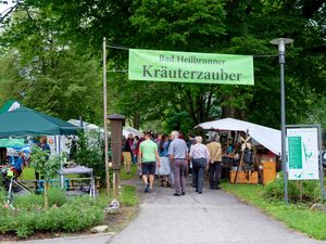 Festivalstimmung beim 5. Bad Heilbrunner Kräuterzauber am 28. und 29. Juni 2025 Festivalstimmung beim 5. Bad Heilbrunner Kräuterzauber am 28. und 29. Juni 2025
