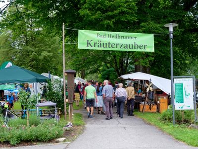 Festivalstimmung beim 5. Bad Heilbrunner Kräuterzauber am 28. und 29. Juni 2025