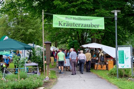 Festivalstimmung beim 5. Bad Heilbrunner Kräuterzauber am 28. und 29. Juni 2025
