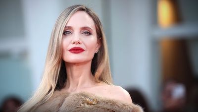 Angelina Jolie 