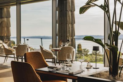 Das Restaurant liegt in der obersten Etage des luxuriösen Spa Hideaways