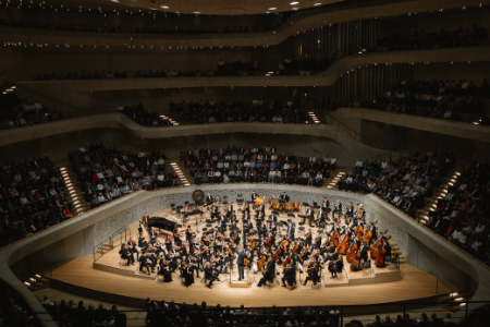 Das RSB in der Elbphilharmonie beim Musikfest Hamburg im Mai 2024