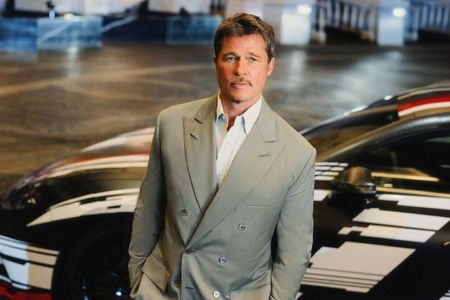 „Ich war schon immer ein Fan von Performance – sowohl auf der Leinwand als auch hinter dem Steuer. Diese gleiche Hingabe an Leistung und Nervenkitzel ist es, was Mercedes-AMG auszeichnet, und ich bin stolz, Teil dieses nächsten Kapitels zu sein.“ Brad Pitt