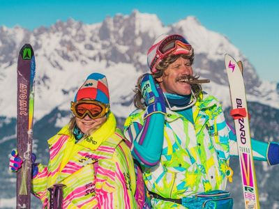 Nostalgie und gute Laune: Retro-Skitag in St. Johann in Tirol